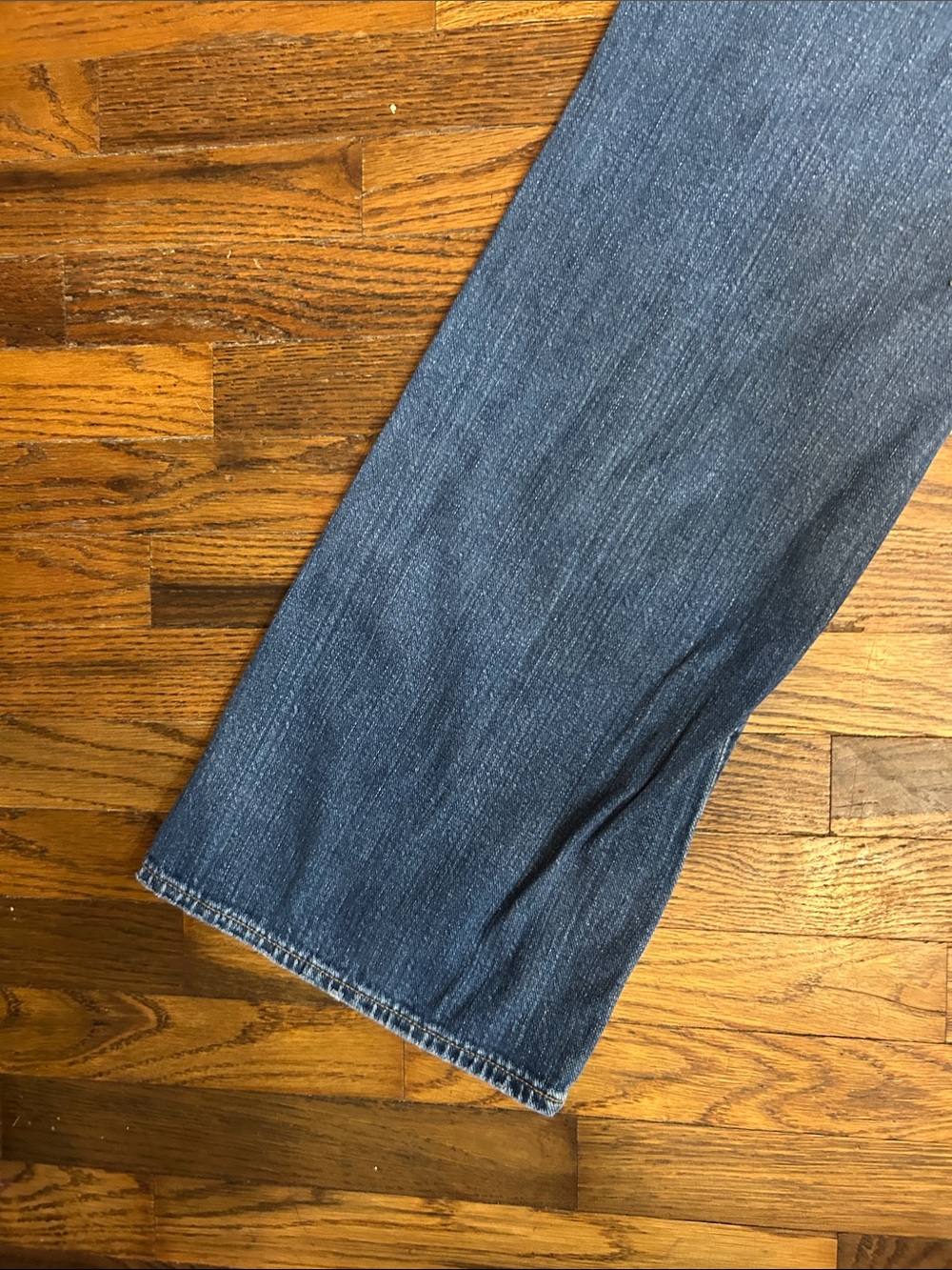 Ag Adriano Goldschmied Men's Bootcut Jeans in Medium Blue Wash - Picture 13 of 16